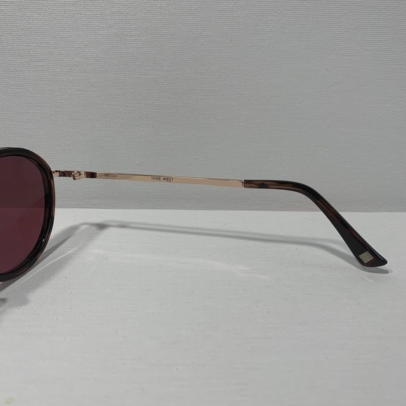 Nine West gold and mauve wire sunglasses - Picture 4 of 4